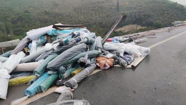 Bursa'da TIR sürüklenerek viyadüğe devrildi: Acı haber geldi