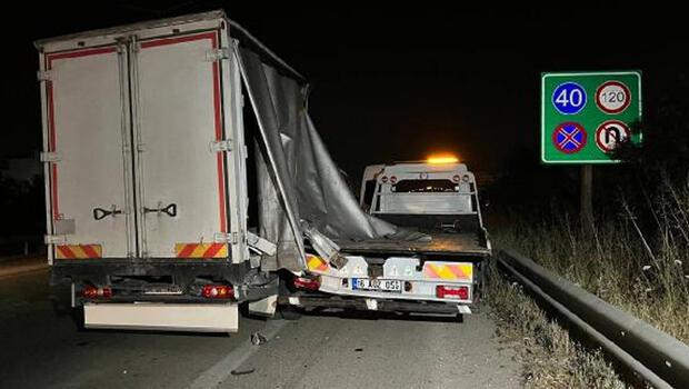 Kontrolden çıkan kamyonet önce servis minibüsüne ardından çekiciye çarptı: Acı haber geldi