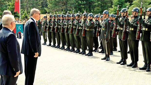 Erdoğan’dan İsveç soruları