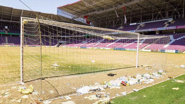 Hatayspor’un tesislerine girdik... Tezahüratların yerini sessiz çığlıklar almış