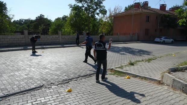 Malatya’da korkunç olay! Husumetlisini hastane otoparkında başından vurdu