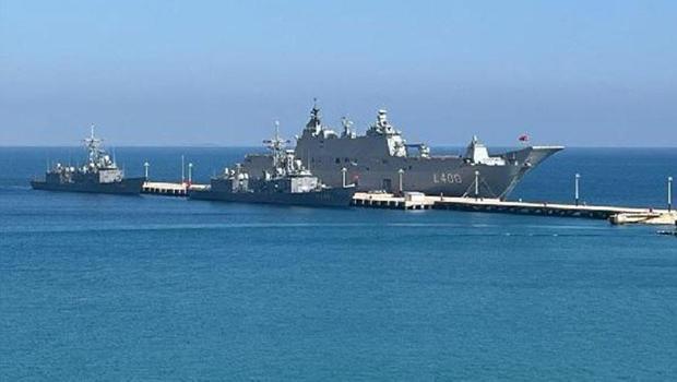 TCG Anadolu, test için Mersin Taşucu Limanı'na demirledi