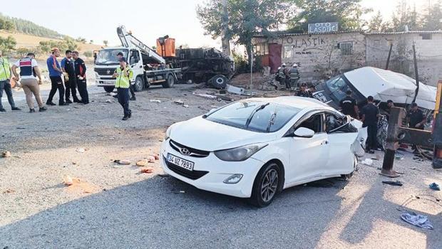 Freni patladı facia yaşandı: 6 ölü 16 yaralı