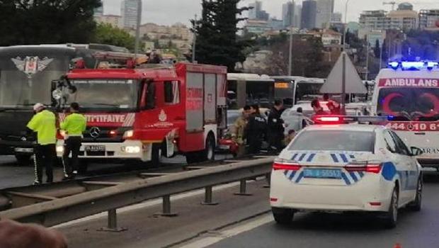 15 Temmuz Şehitler Köprüsü'nde 4 aracın karıştığı zincirleme kaza