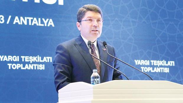 Adalet Bakanı Tunç: Yüksek mahkemelerde ast-üst yoktur