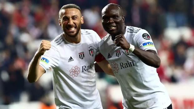 Beşiktaş'ta Aboubakar ve Cenk Tosun 10 gün yok