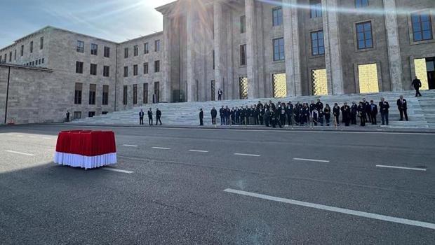 Eski Enerji ve Tabii Kaynaklar Bakanı Ahmet Ziya Aktaş için TBMM'de cenaze töreni