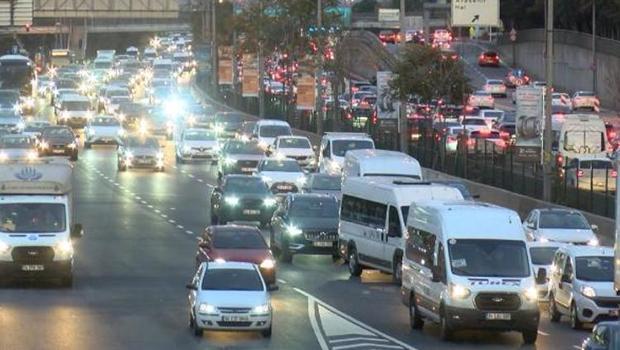 İstanbul trafiğinde eğitim dönemi yoğunluğu