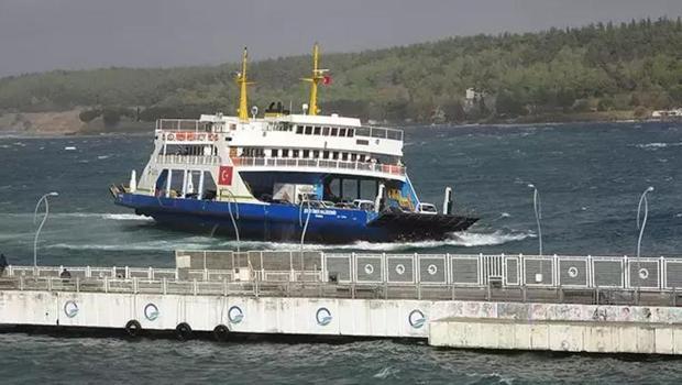 Marmara Denizi'nde kuvvetli fırtına: Deniz seferleri iptal edildi