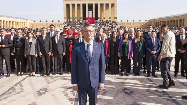 Özel ‘A Takımı’nı seçti... Kurmaylarıyla Ata’nın huzurunda