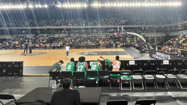 Basketbolda sıra dışı olay! Bursa Uludağ Kadın Basketbol Takımı sahaya 5 kişi çıktı, kenarda ne hoca ne de oyuncu vardı...