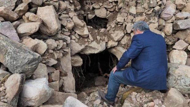 Hatay'da gizemli sıvı! Depremden sonra oluşan obrukların içinden çıktı