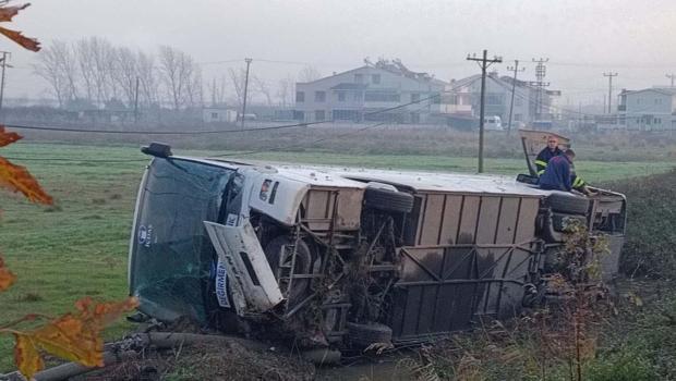 Çanakkale'de işçileri taşıyan otobüs devrildi! 5 kişi yaralandı