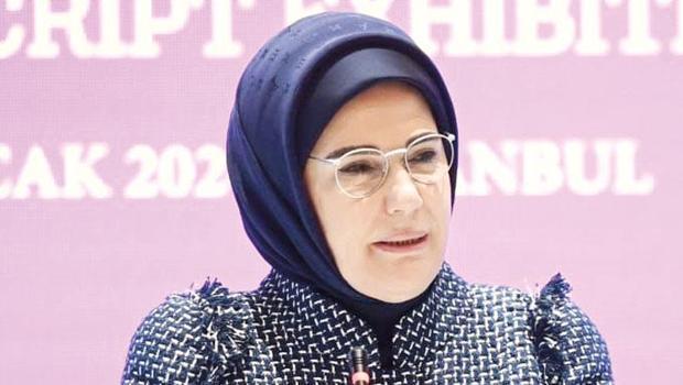 Emine Erdoğan: İlim kılıçtan daha keskin