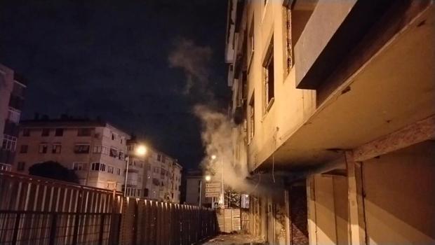 Pendik'te uyuşturucu madde kullanan şahıslar metruk binayı ateşe verdi