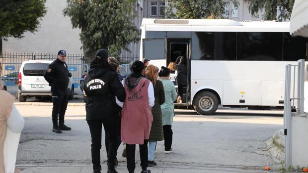 Mersin'de 'Gaco' hırsızlık çetesi çökertildi