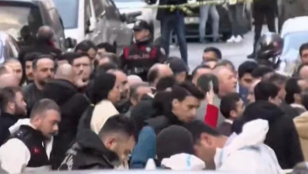 Son dakika haberi! Küçükçekmece Belediye Başkan Adayı Aziz Yeniay’a silahlı saldırı