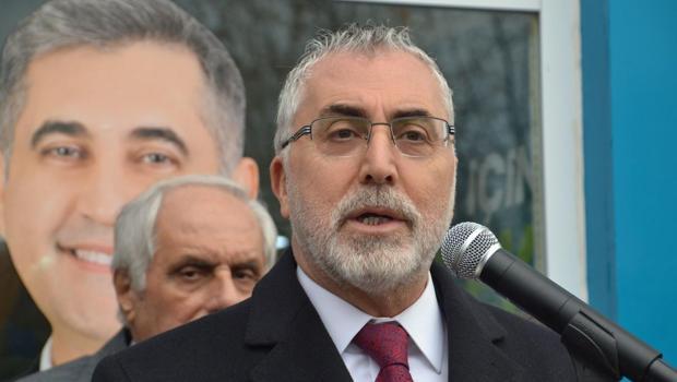 Bakan Işıkhan: Önümüzde bir demokrasi sınavı var