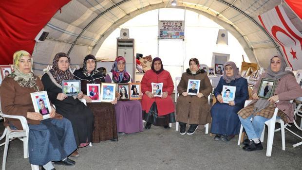 Diyarbakır’da evlat nöbetindeki aileler ramazana buruk girdi