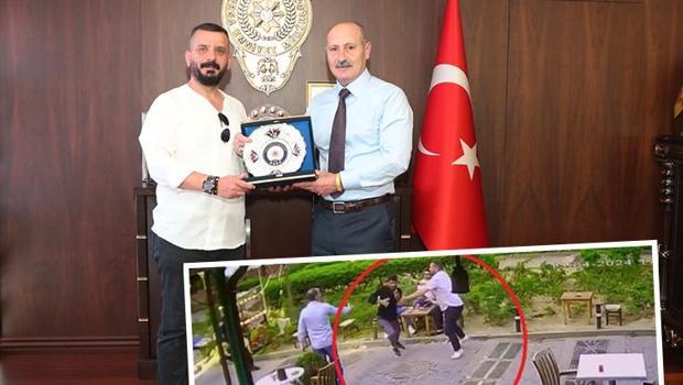 Görüntüler beğeni toplamıştı... Fenomen olan esnafa Emniyet'ten teşekkür plaketi