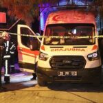 Ambulansta oksijen tüpünden sızan gaz parladı: 2 yaralı
