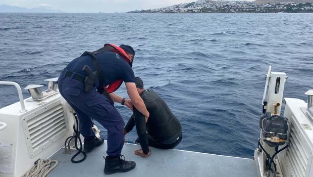 Bodrum'da şaşkına çeviren olay! Yüzerek Yunan adasına geçmeye çalıştı