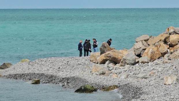 Zonguldak'ta sahilde kadın cesedi bulundu! Kimliği ‘seçmen kartı’ndan teşhis edildi