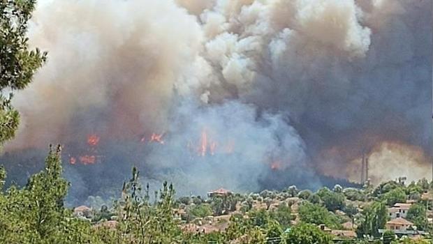 İzmir, Karaman ve Bursa'da orman yangını: Ekipler müdahale ediyor