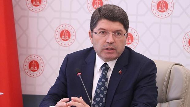 Bakan Tunç açıkladı: Sosyal medyada peygambere hakaret eden şahıs tutuklandı