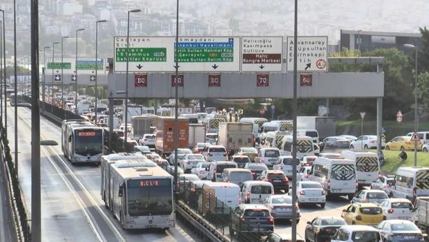 Haliç Köprüsü'nde trafik yoğunluğu