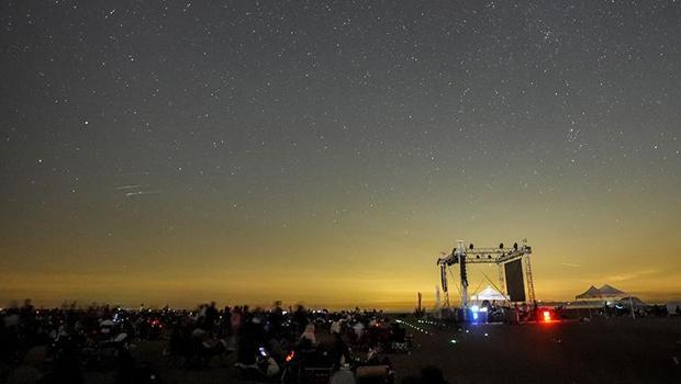 Karacabey sahilinde "Perseid meteor yağmuru" izlendi