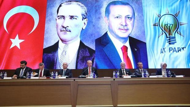 AK Parti MKYK toplandı: AK Parti'de kongre süreci başladı