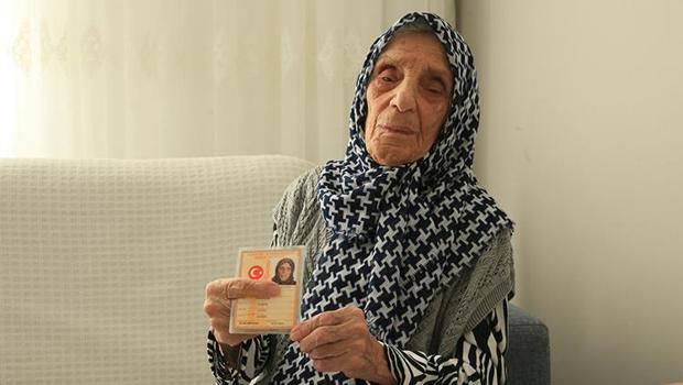 101 yaşındaki Nuriye Nine cumhuriyet ile yaşıt... Sağlığını neye borçlu olduğunu doktorları böyle açıkladı