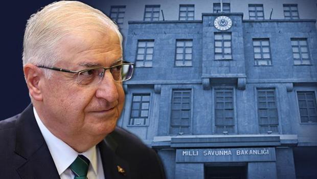 Lübnan'dan tahliye operasyonu... Bakan Güler: Kahraman ordumuzun icra kabiliyetini bir kez daha gözler önüne sermiştir