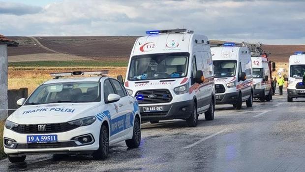 Minibüs ile tanker çarpıştı: 1 ölü, 18 yaralı