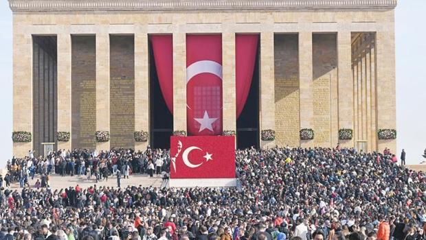 Anıtkabir’de 10 Kasım rekoru: 1 milyon 92 bin ziyaretçi