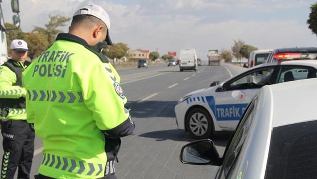 Bakan Yerlikaya açıkladı: Ehliyetsiz 535 bin sürücüye işlem yapıldı