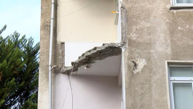 Kartal'da 3 katlı binada balkon çöktü! Bina mühürlenerek boşaltıldı