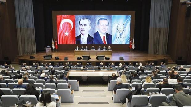 AK Parti MKYK’da dönüş planı konuşuldu