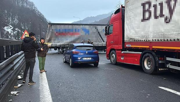 Anadolu Otoyolu'nda kaza ulaşımı aksattı