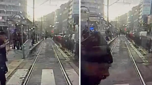 İstanbul'da yayanın tramvay altında kaldığı anlar kamerada