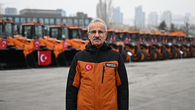 Karayolları'nda kış seferberliği... Bakan Uraloğlu: 2024 yılında toplam 628 makine ve ekipmanı kazandırdık