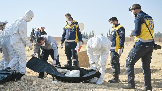 Suriye’de kayıpların izinde! Hürriyet, Şam’da toplu mezar alanlarını gezdi