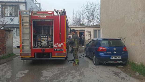Bursa'da 4 katlı binada yangın