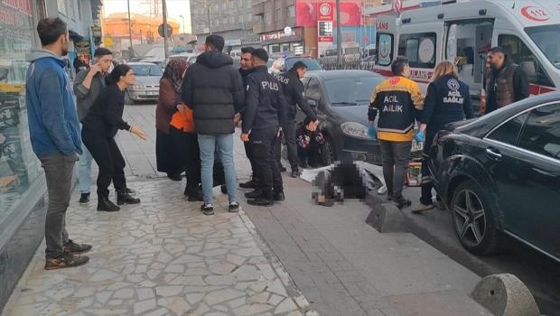 Sultangazi'de sokak ortasında infaz: Yakınları sinir krizi geçirdi