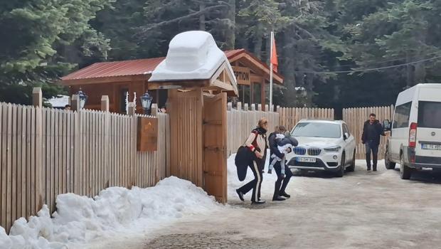 Uludağ'da 25 köşk evinin de bulunduğu 161 otel mühürlendi