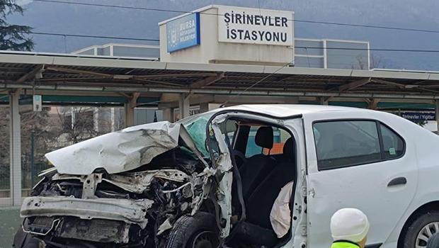 Bursa'da metro hattının duvarına çarpan otomobilin sürücüsü Olgun Öztaş hayatını kaybetti