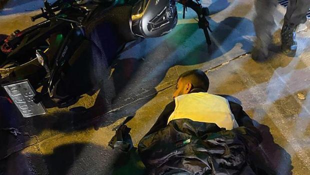 Adana'da ‘halay başı’ tartışmasında husumet güttükleri kişinin evini kurşunladılar