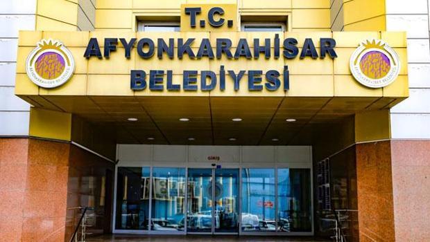 Afyonkarahisar'da AK Partili meclis üyeleri, belediye iştirakinin arsa satışıyla ilgili suç duyurusunda bulundu