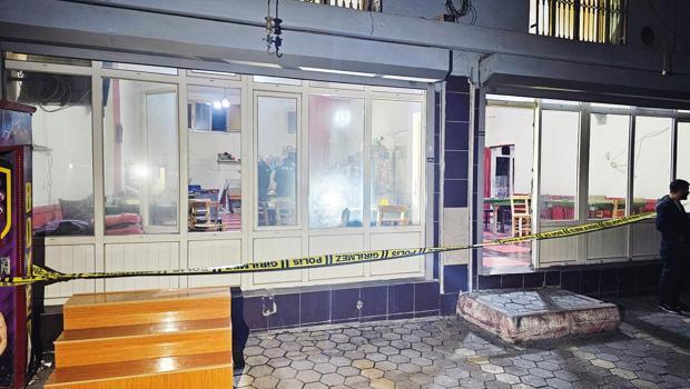 Bu neyin öfkesi... Kahvehane basıp kurşun yağdırdı